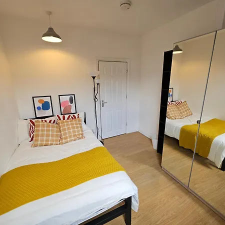 Newport Gardens Guest house Leeds (West Yorkshire)