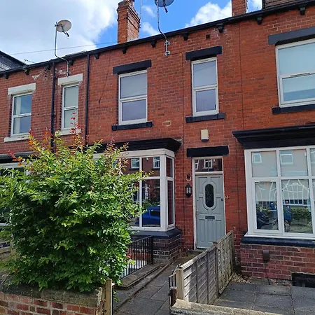 Newport Gardens * Leeds (West Yorkshire)